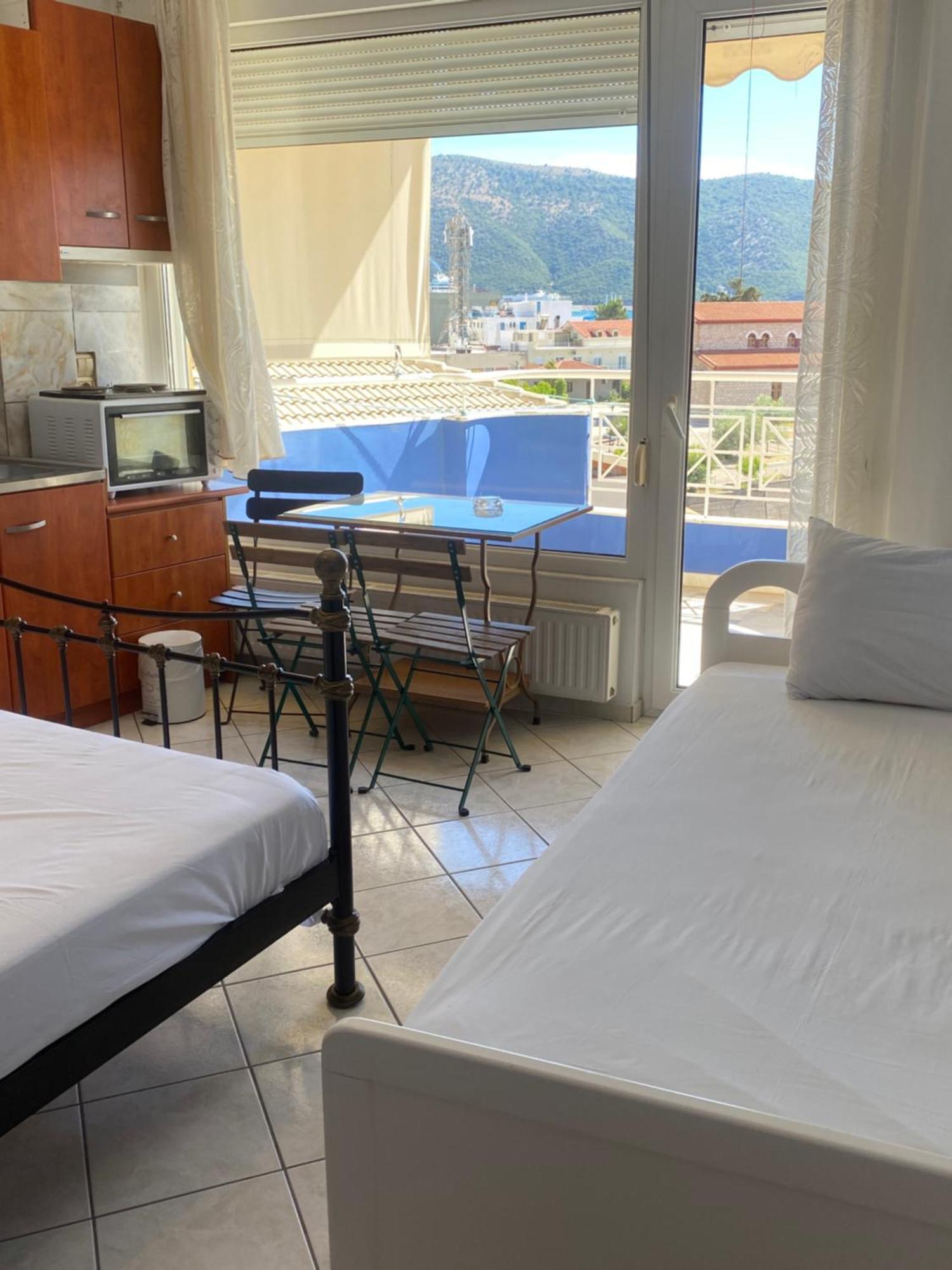 Maria'S Roomstudios Apartments Flats To Let Seaside Heart City Chantzara Spyropoulos Igoumenitsa Ngoại thất bức ảnh